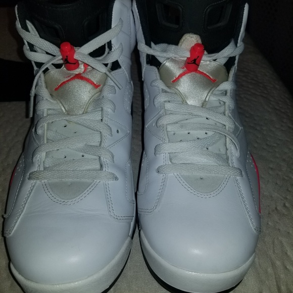Jordan retro 6's Infared 2014 - Picture 4 of 4